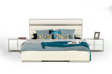 Load image into Gallery viewer, Queen Nova Domus Francois Modern White Bedroom Set
