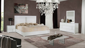 Modrest Nicla Italian Modern White Bed, Full Size