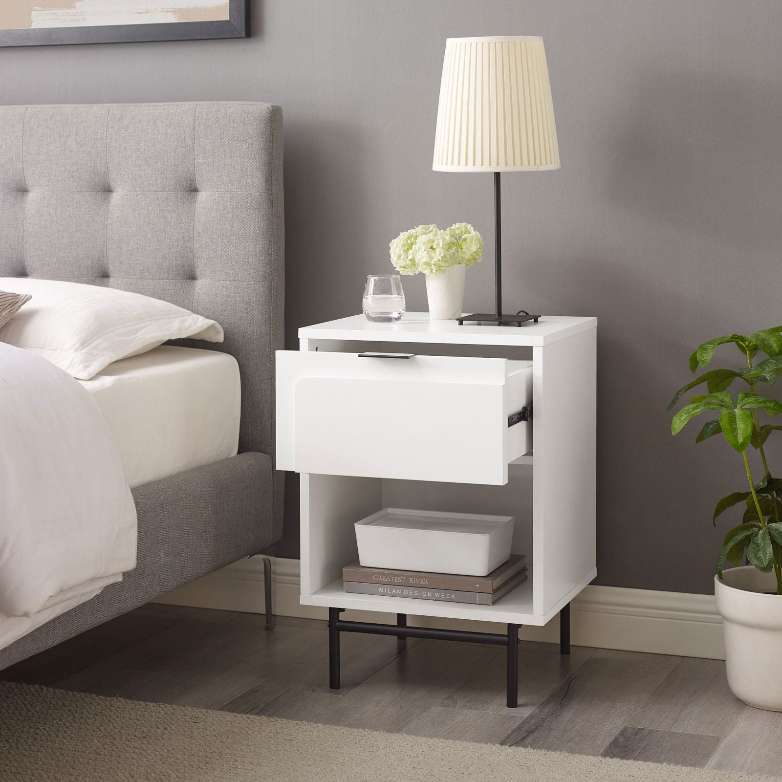 18" Contemporary 1-Drawer Nightstand - Mac & Mabel