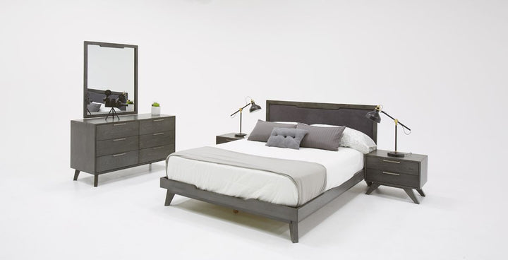 Eastern King Nova Domus Soria Modern Grey Wash Bedroom Set