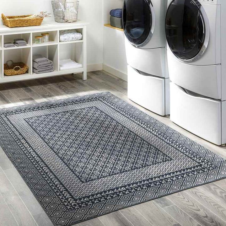 Schererville Traditional Washable Rug, Ink