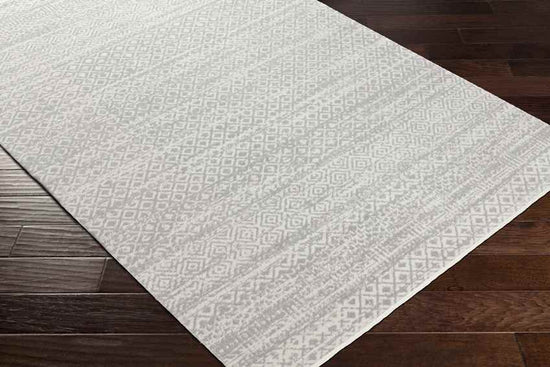 Waynetown Global Washable Rug, Light Gray