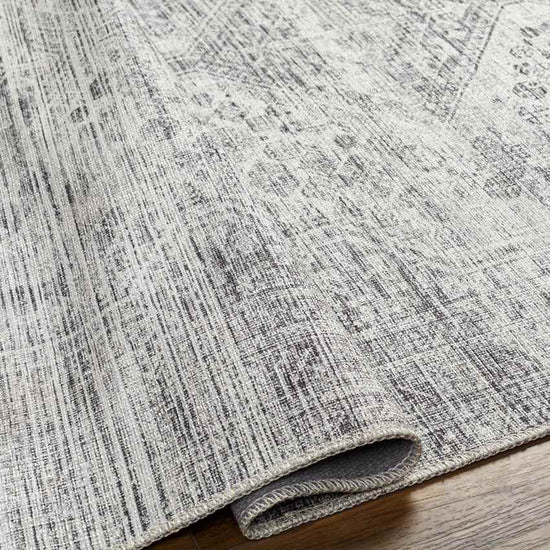 Tonganoxie Traditional Washable Rug, Light Gray