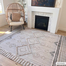 Load image into Gallery viewer, Amaga Area Rug

