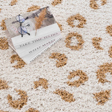 Load image into Gallery viewer, Altin Leopard Print White Area Rug
