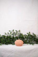 Load image into Gallery viewer, &quot;Shell&quot; Candle Collection
