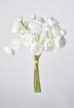 Load image into Gallery viewer, White Ranunculus Stem Bundle, 10.5&quot;
