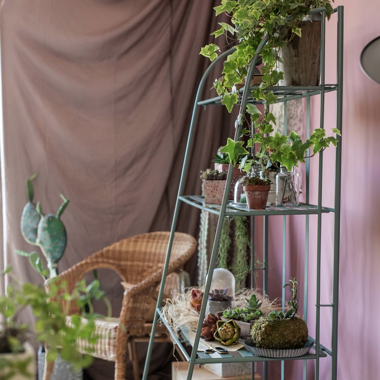 Four Tire Foldable Metal Shelf