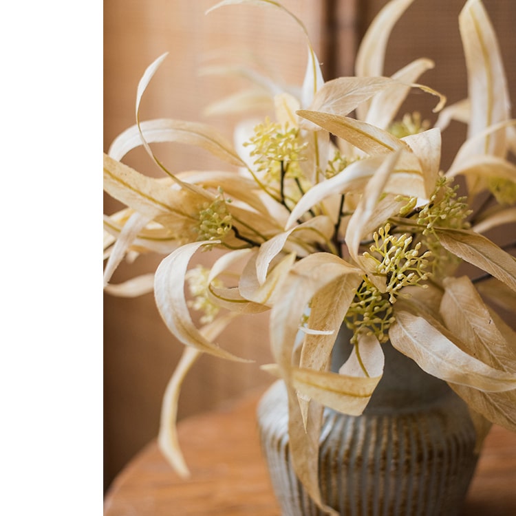 Silk Long Eucalyptus Leaf Bunch in Natural Faux