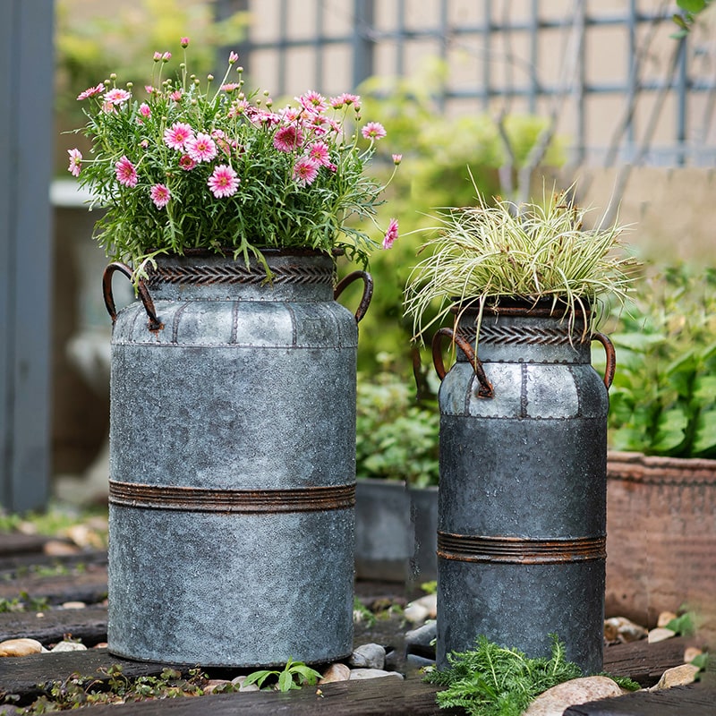 Restoration Flowerpot Gray Brown Round Metal