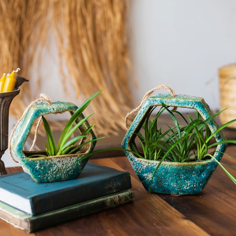 Hanging Hexagon Coarse Ceramic Planter in Green