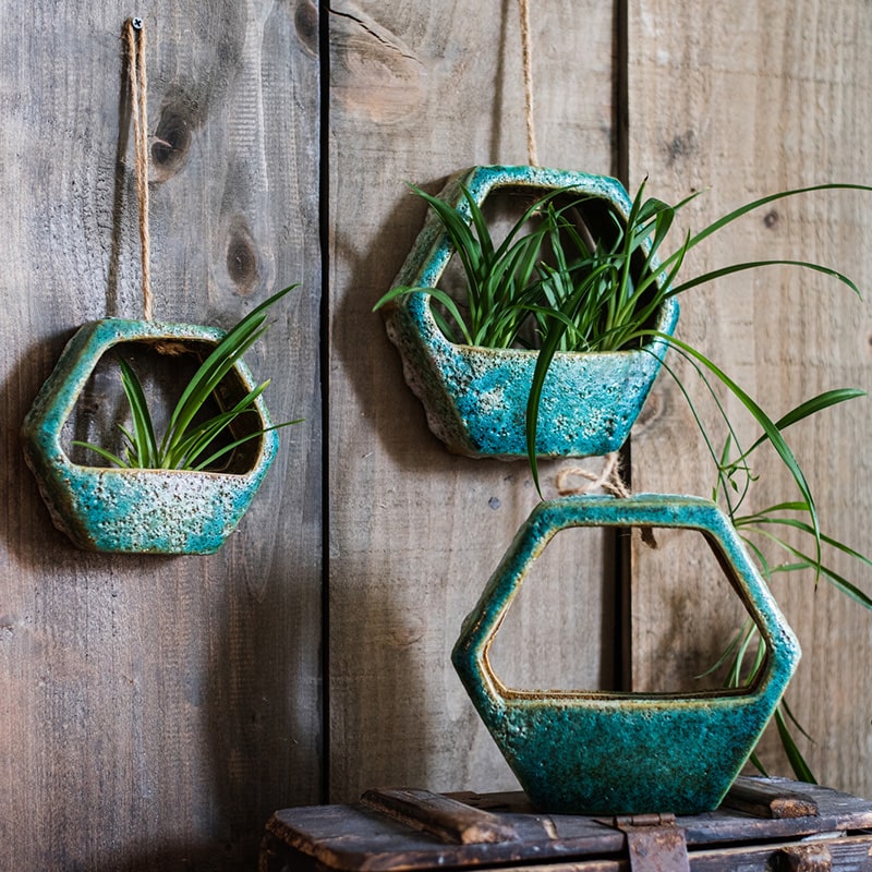 Hanging Hexagon Coarse Ceramic Planter in Green