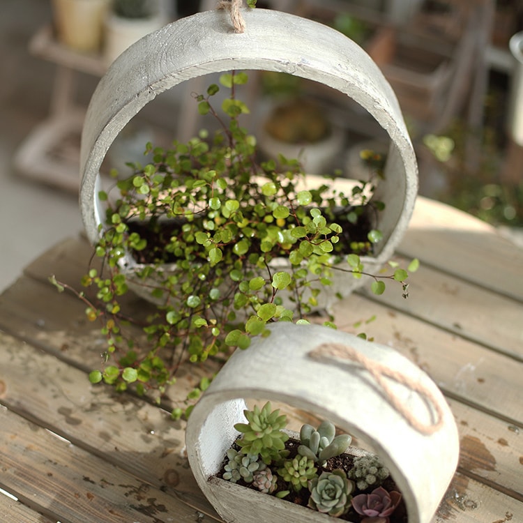 Solid Wood Hanging Planter Round Shape Planter