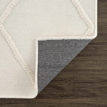 Load image into Gallery viewer, Amani White Washable Area Rug
