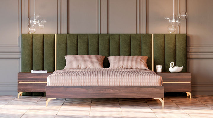 Queen Nova Domus Calabria Modern Walnut & Green Velvet Bed & Nightstands