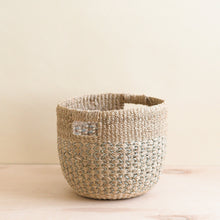 Load image into Gallery viewer, Grey Patterned Round Woven Basket
