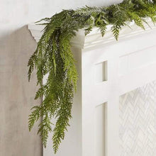 Load image into Gallery viewer, 6&#39; Faux Realistic Cedar Garland
