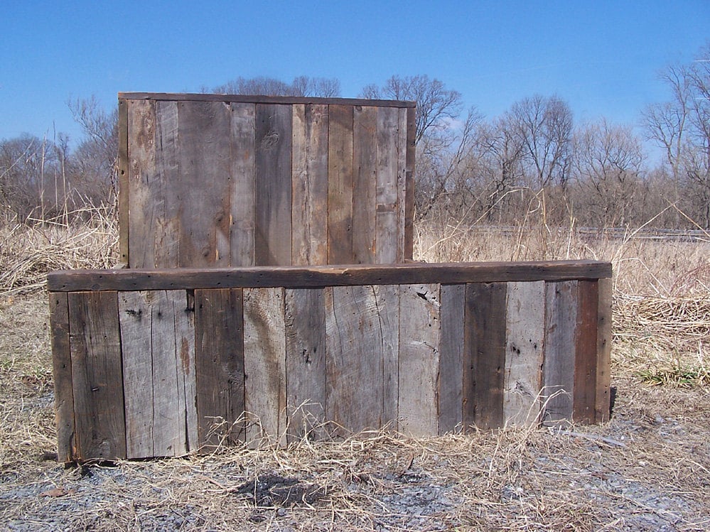 Reclaimed Barnwood Platform Bed