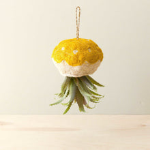 Load image into Gallery viewer, Jellyfish Air Planter - Handmade Planters | LIKHÂ
