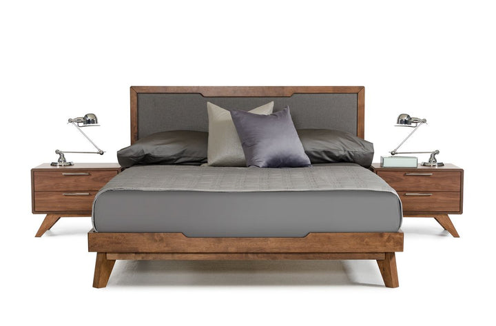 Eastern King Nova Domus Soria Modern Grey & Walnut Bedroom Set