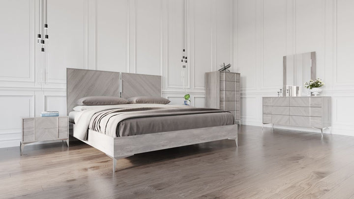 Queen Nova Domus Alexa Italian Modern Grey Bedroom Set