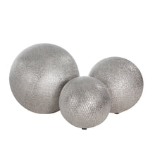 Load image into Gallery viewer, Ceramic 6/5/4&quot; Orbs, Silver (Set of 3)
