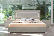 Load image into Gallery viewer, Modrest Ethan Italian Modern Grey Bedroom Set
